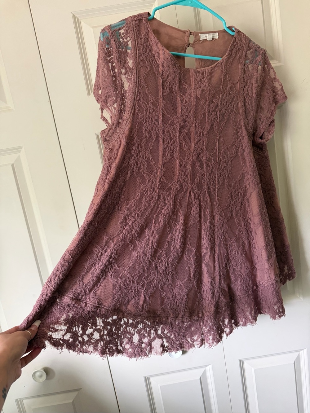 Wishlist Lace Overlay Flutter Sleeve Tunic - Mauve Pink